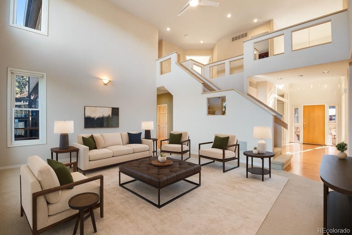 Interior, Living room, Recessed Lighting, Wood Texture Flooring