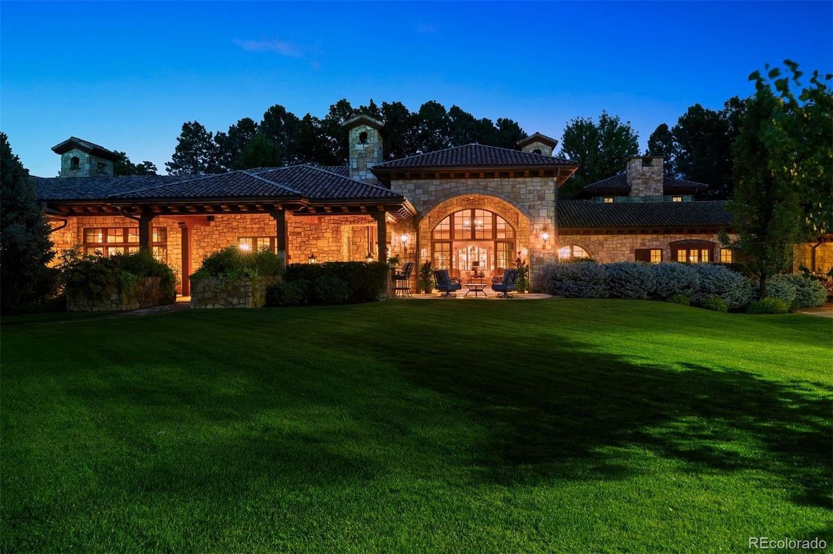 Backyard, Exterior, Facade, Brick Facade, French Provincial