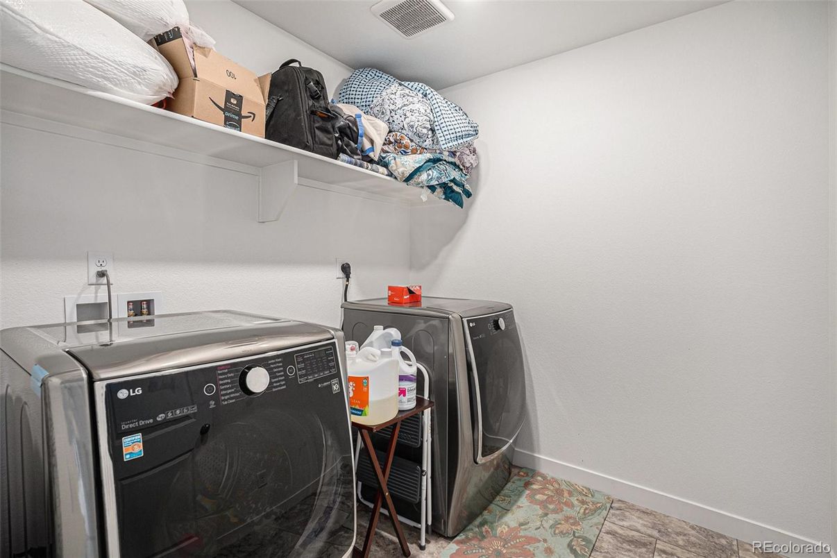 Interior, Washer