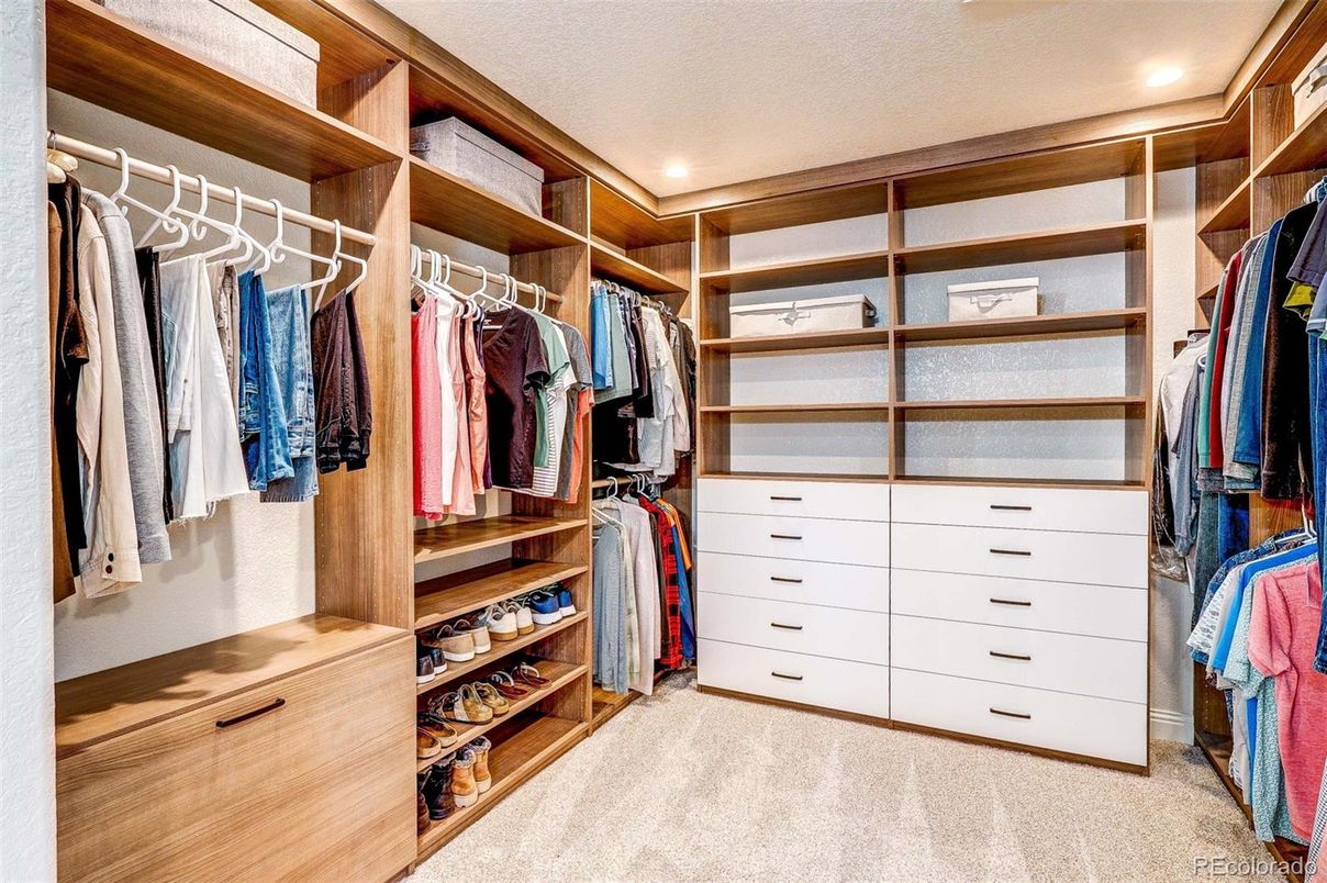 Interior, Recessed Lighting, Walk-in Closets