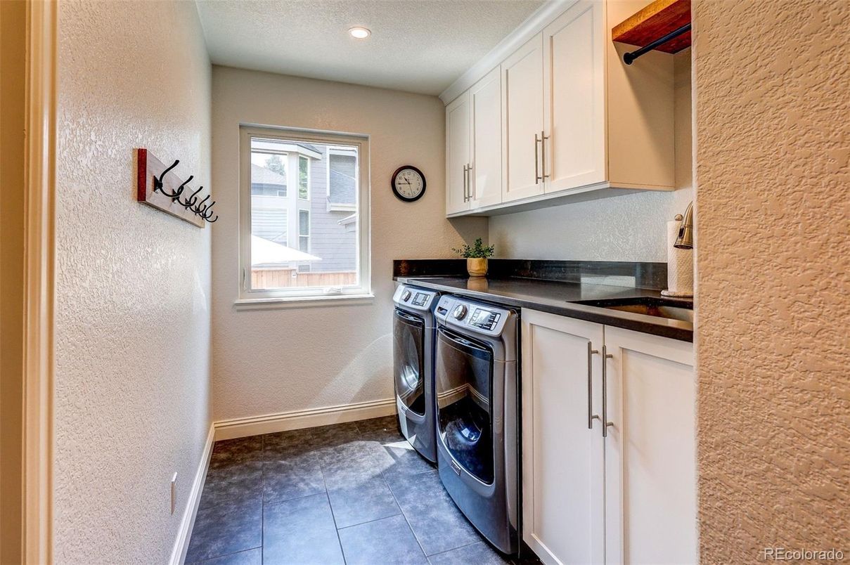 Interior, Recessed Lighting, Washer