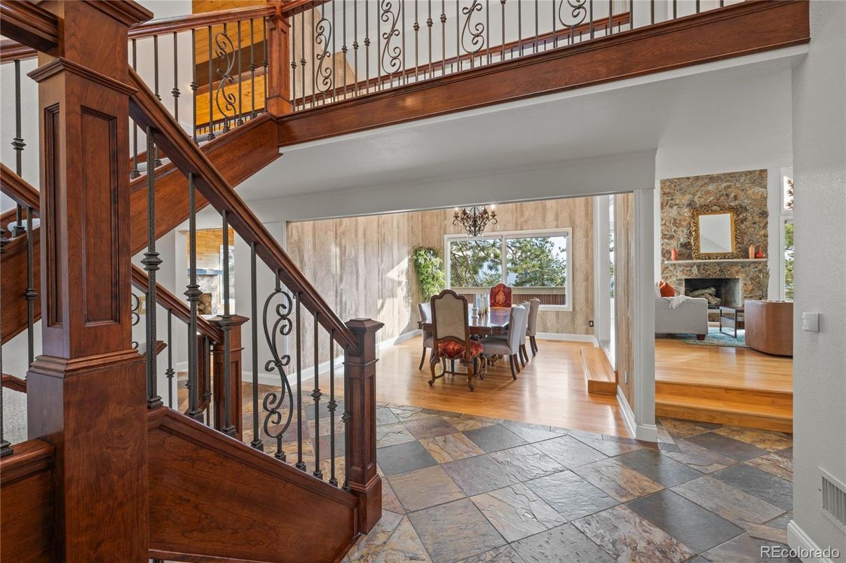 Chandelier, Dining room, Fireplace, Interior, Wood Texture Flooring