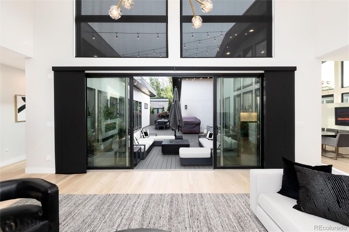 Interior, Living room, Pendant Lights, Wood Texture Flooring