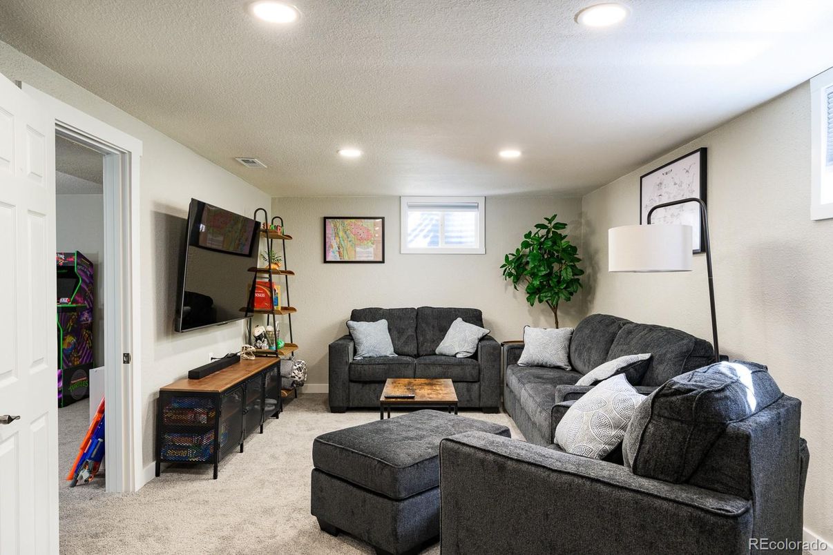 Interior, Living room, Recessed Lighting