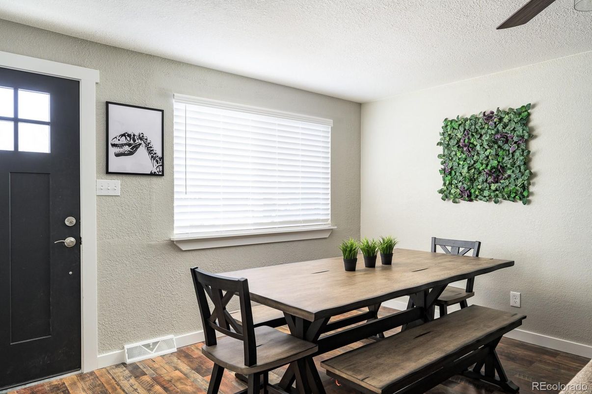 Dining room, Interior, Wood Texture Flooring