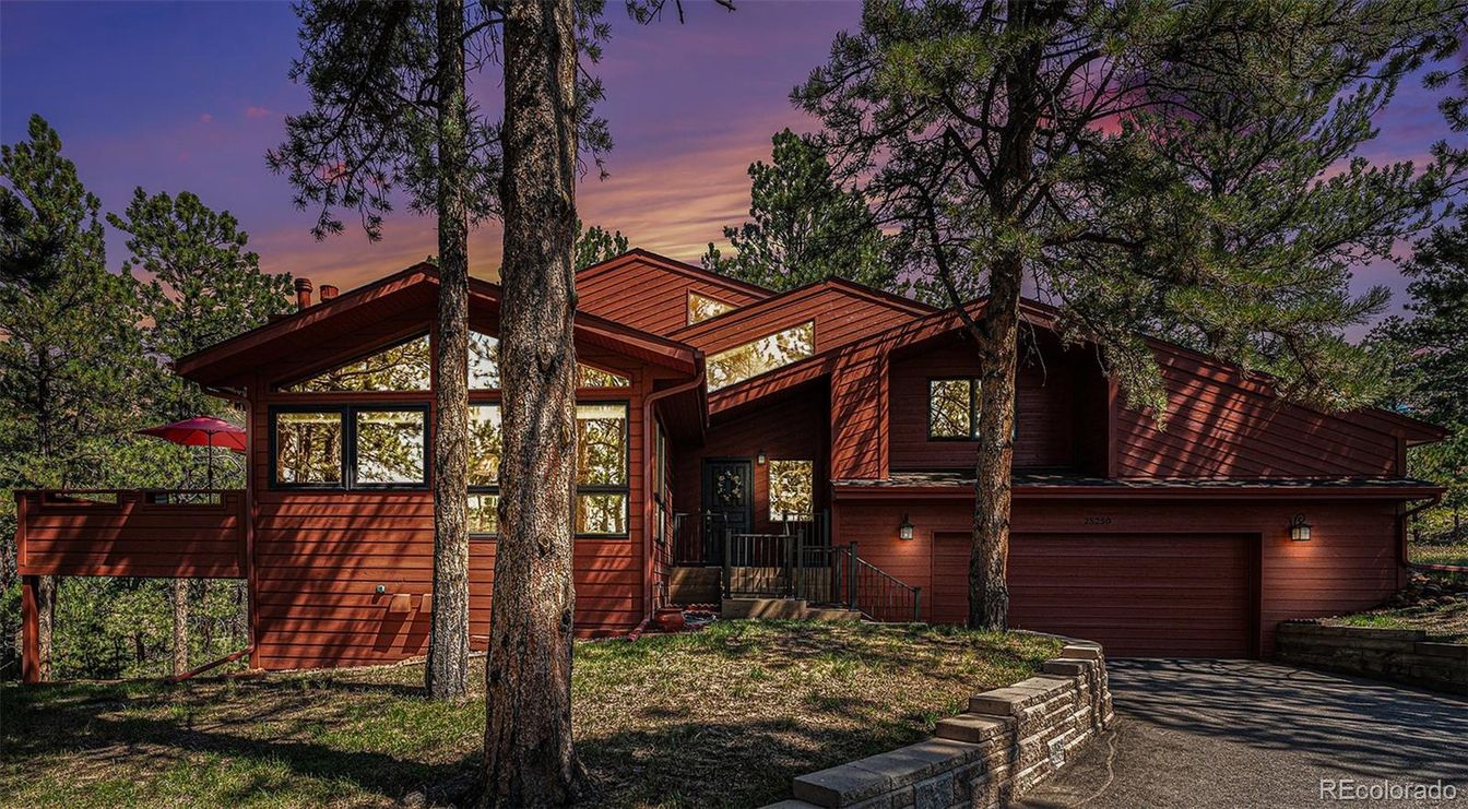 Attached, Exterior, Facade, Log Home