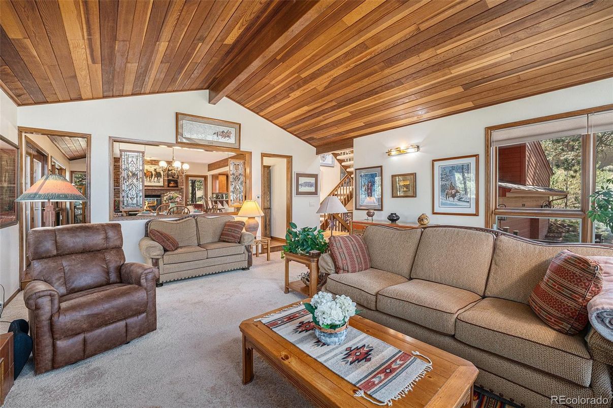 Chandelier, Dining room, Interior, Living room, Wooden Ceilings