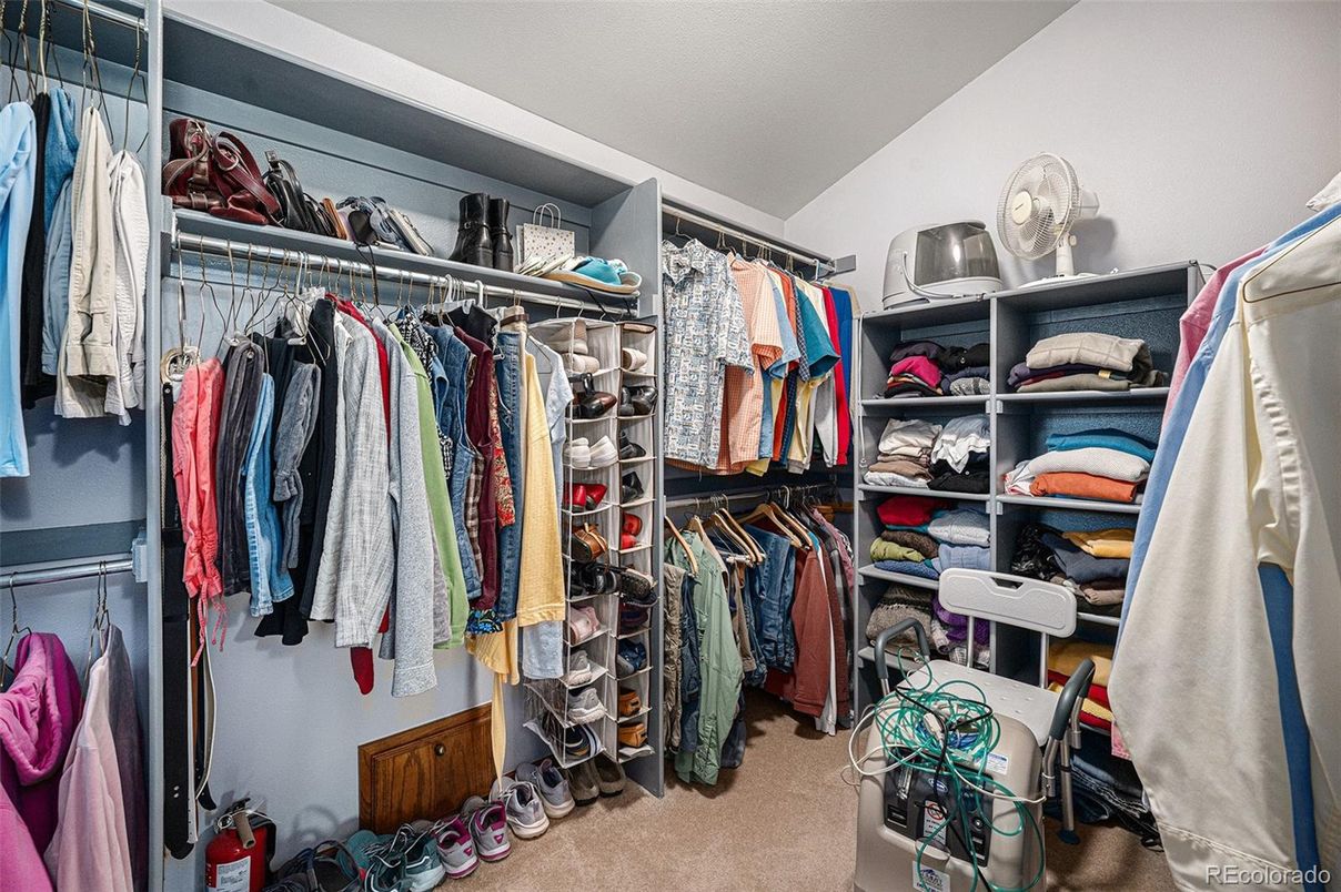 Interior, Walk-in Closets