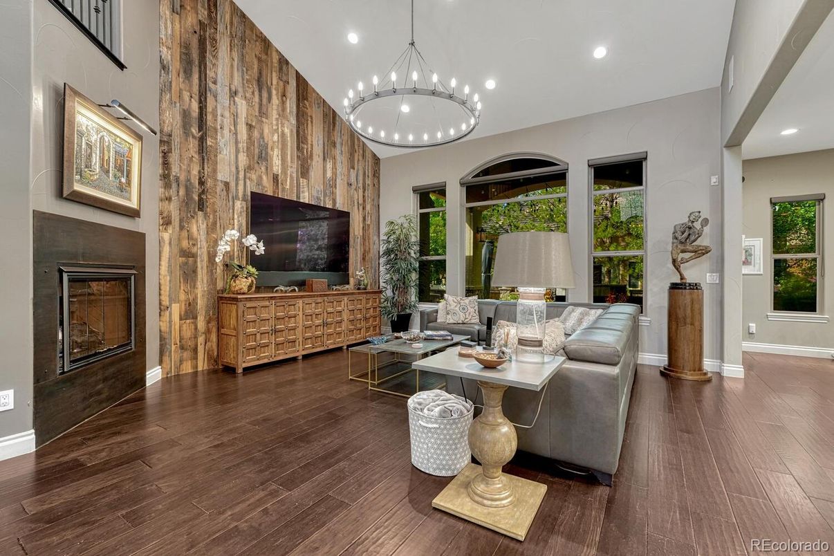 Interior, Living room, Pendant Lights, Recessed Lighting, Wood Texture Flooring, Wooden Walls