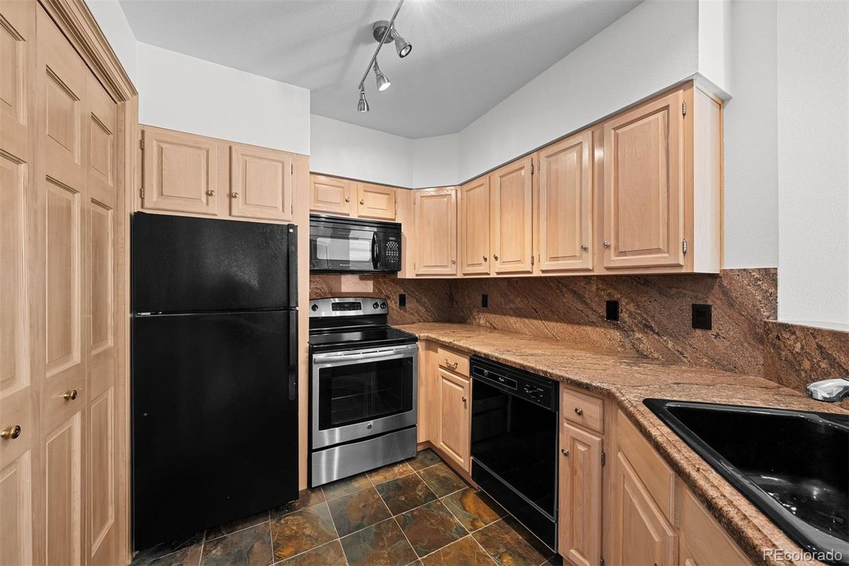 Interior, Kitchen