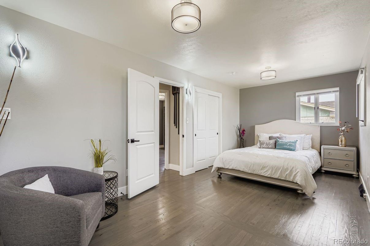 Bedroom, Interior, Wood Texture Flooring