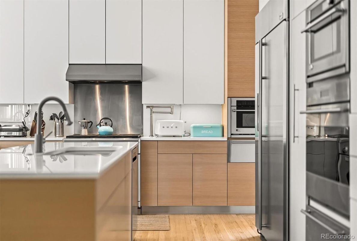 Interior, Kitchen, Stainless Steel Appliances, Wood Texture Flooring