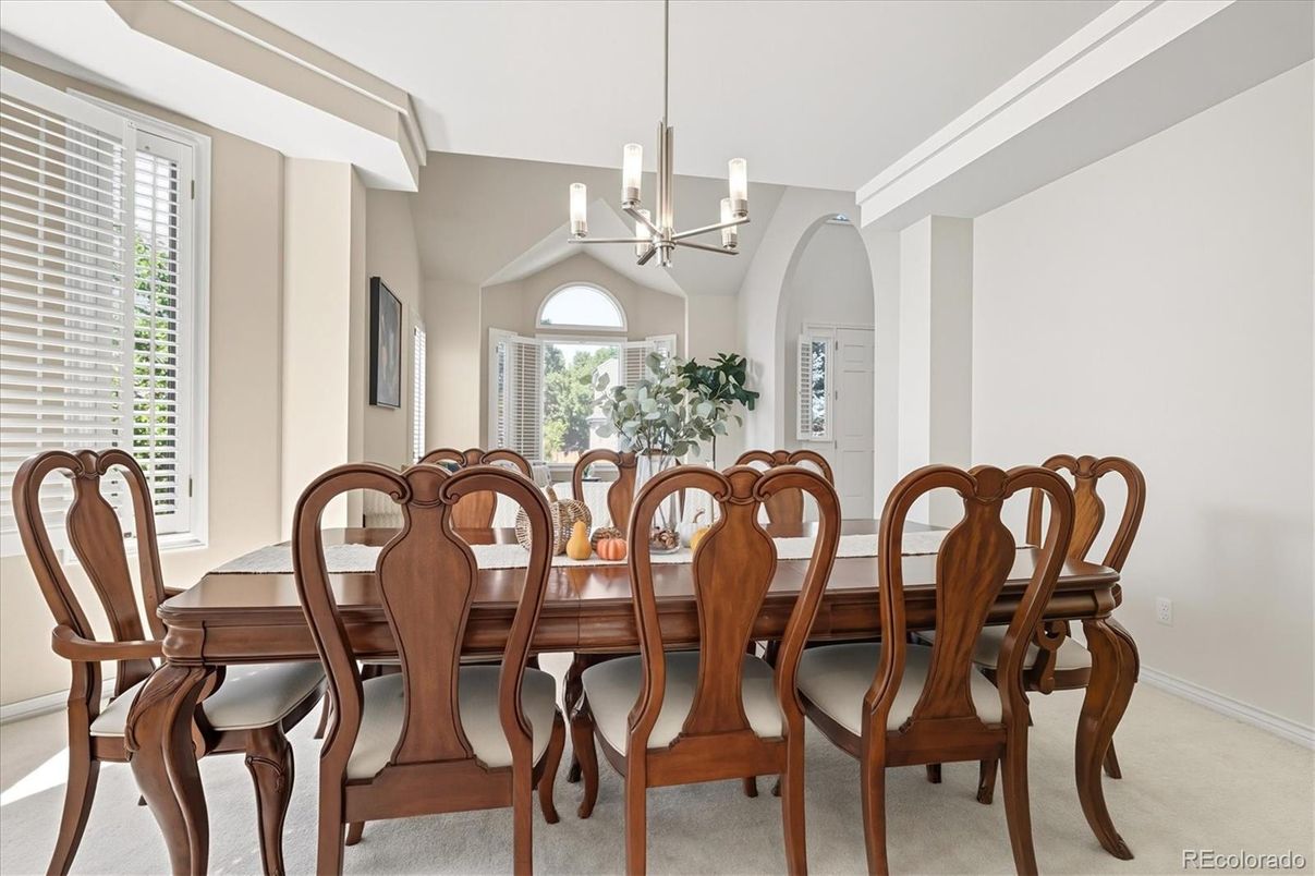 Chandelier, Dining room, Interior