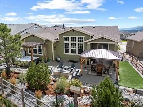 Exterior, Hot Tub