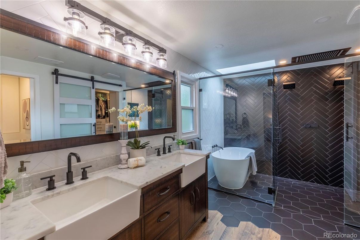 Bathroom, Dual Sink Vanities, Free Standing Baths, Glass Shower, Interior, Recessed Lighting
