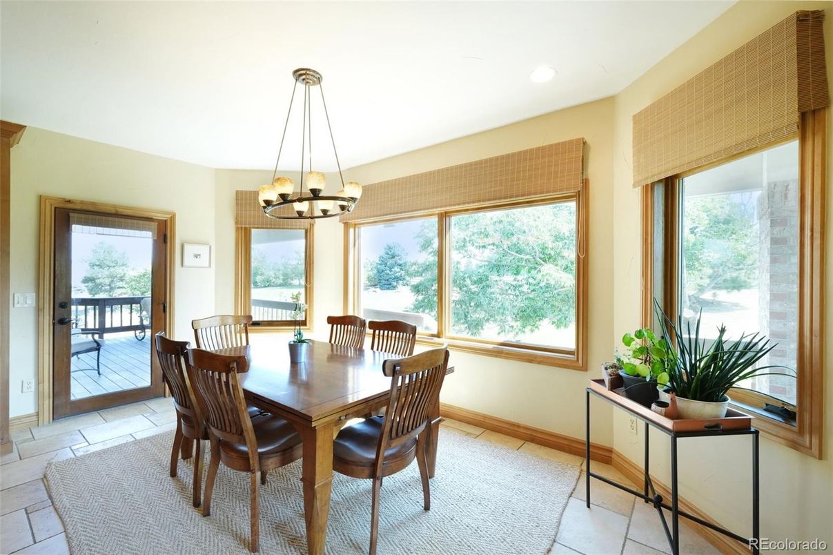 Chandelier, Dining room, Interior, Recessed Lighting