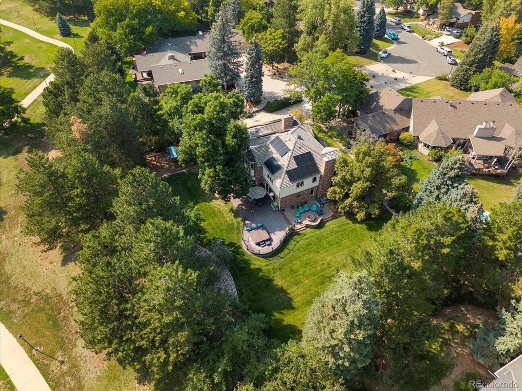 Exterior, Drone