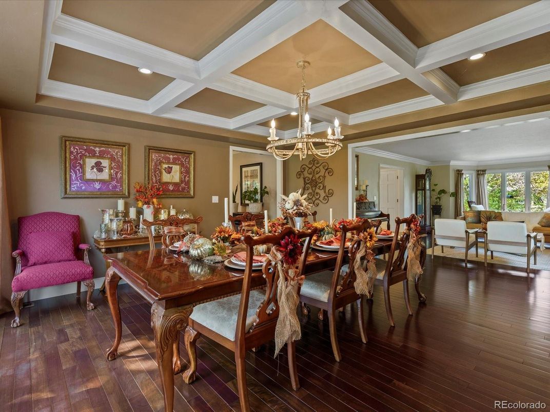 Chandelier, Dining room, Interior, Living room, Recessed Lighting, Wood Texture Flooring