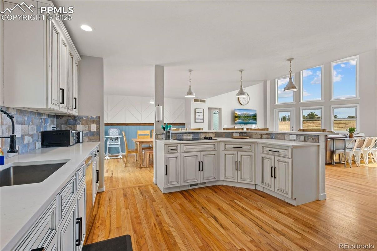 Interior, Kitchen, Pendant Lights, Recessed Lighting, Wood Texture Flooring