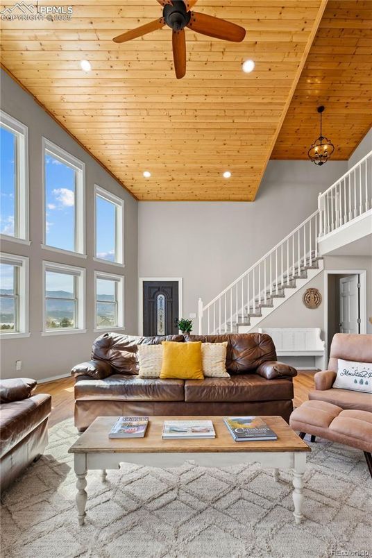 Interior, Living room, Recessed Lighting, Wooden Ceilings, Wood Texture Flooring