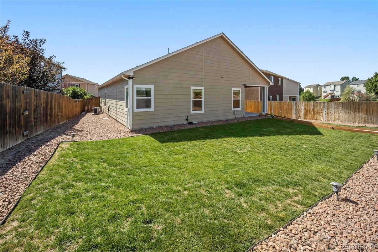 Backyard, Exterior