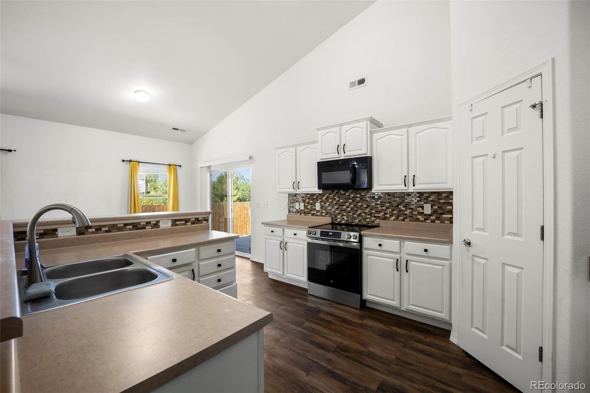 Interior, Kitchen, Wood Texture Flooring