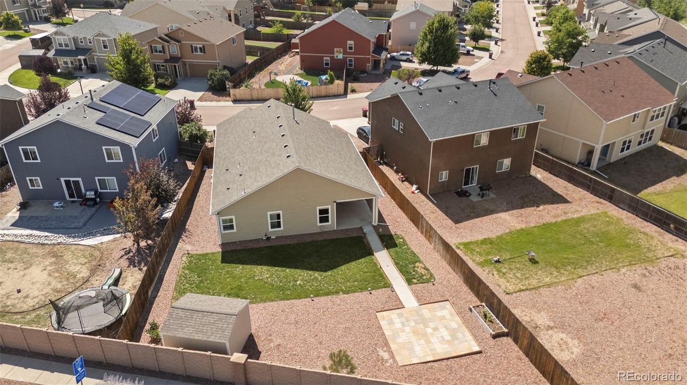 Exterior, Drone