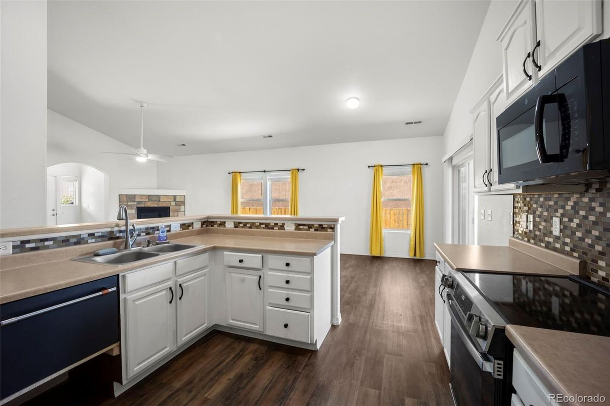 Interior, Kitchen, Recessed Lighting, Wood Texture Flooring