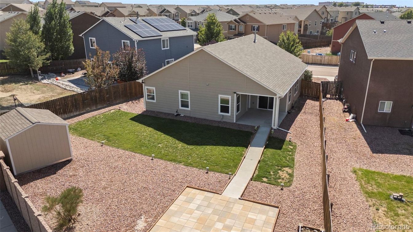 Exterior, Drone