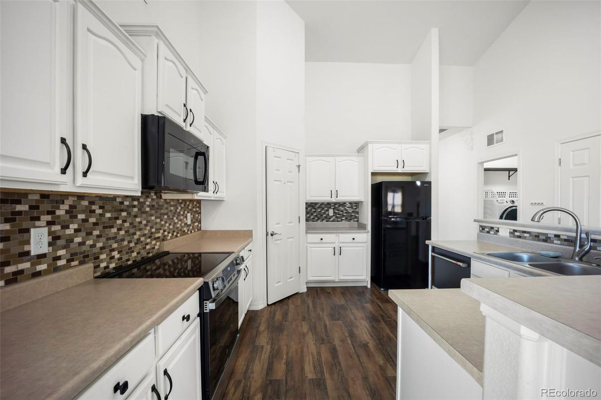 Interior, Kitchen, Wood Texture Flooring