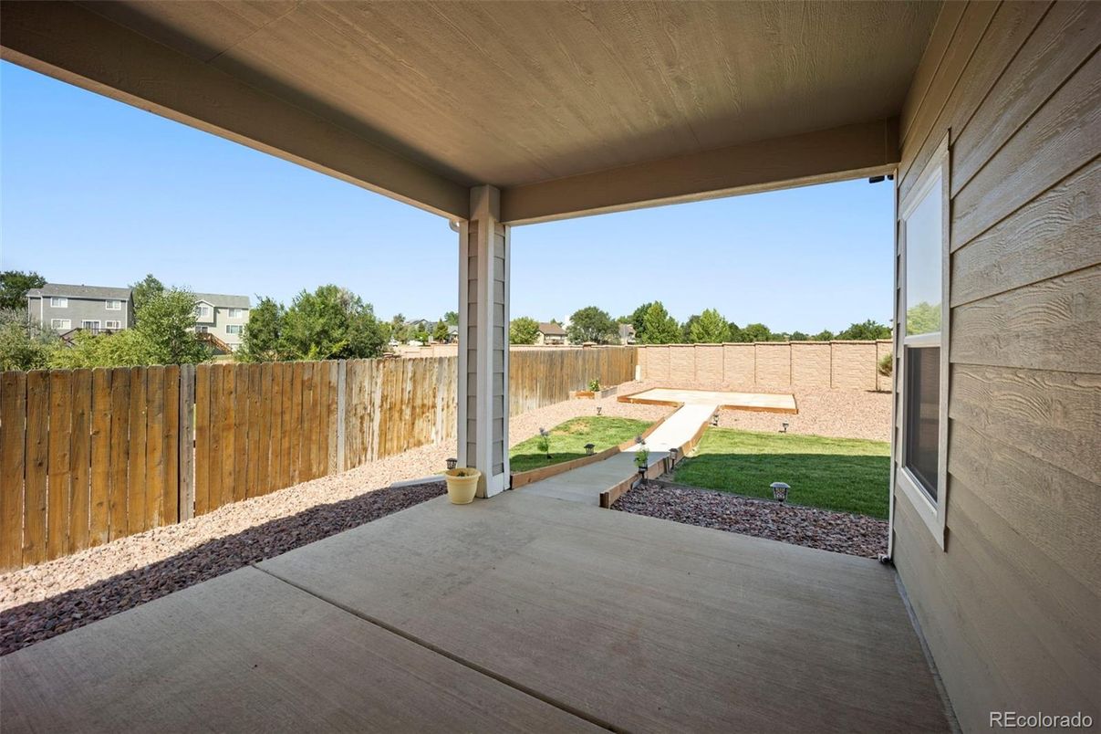 Backyard, Exterior