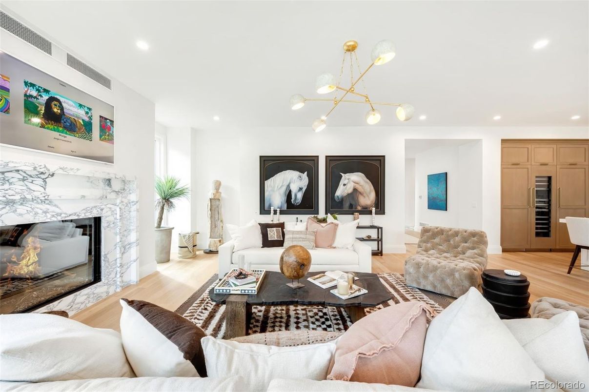 Fireplace, Interior, Living room, Pendant Lights, Recessed Lighting, Wood Texture Flooring