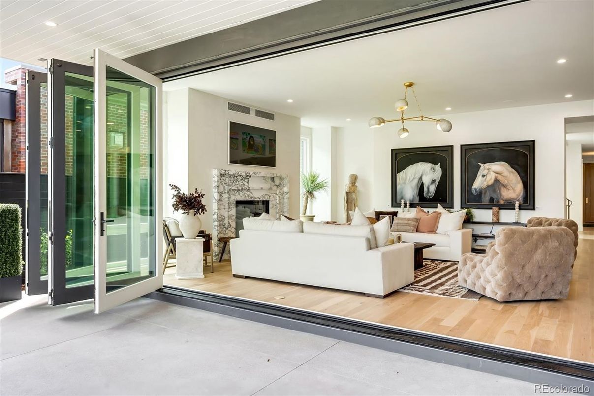 Fireplace, Interior, Living room, Pendant Lights, Recessed Lighting, Wood Texture Flooring