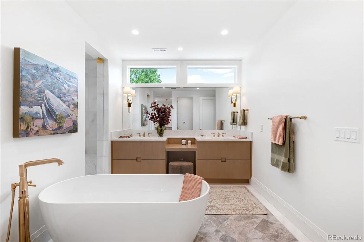 Bathroom, Dual Sink Vanities, Free Standing Baths, Interior, Recessed Lighting