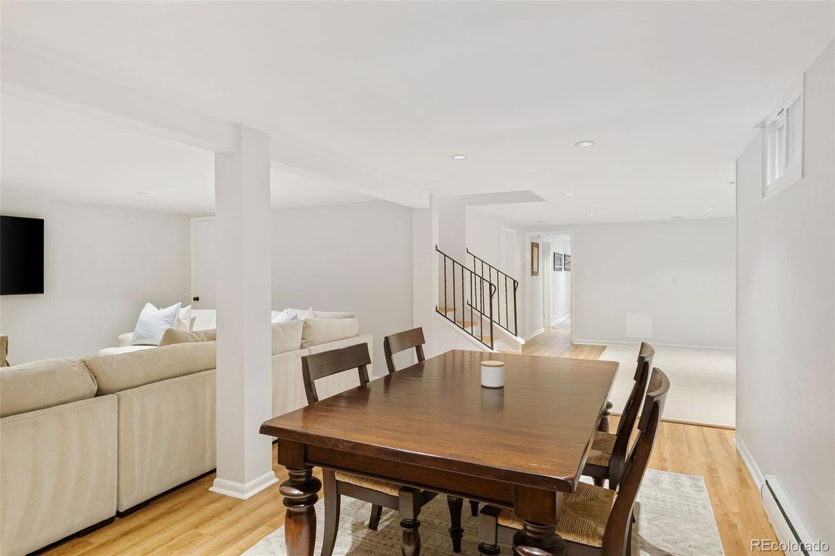 Dining room, Interior, Living room, Recessed Lighting, Wood Texture Flooring