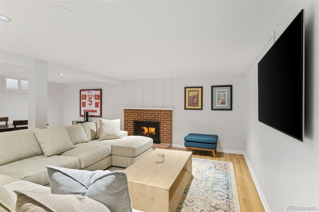 Fireplace, Interior, Living room, Recessed Lighting, Wood Texture Flooring