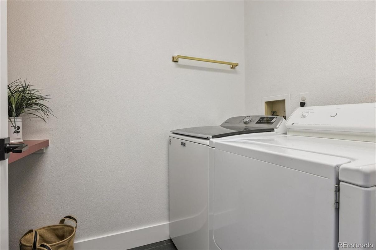 Interior, Washer