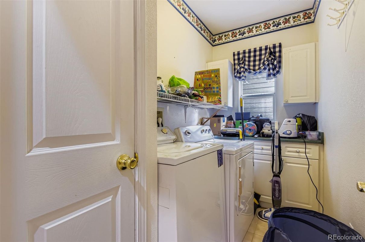 Interior, Washer