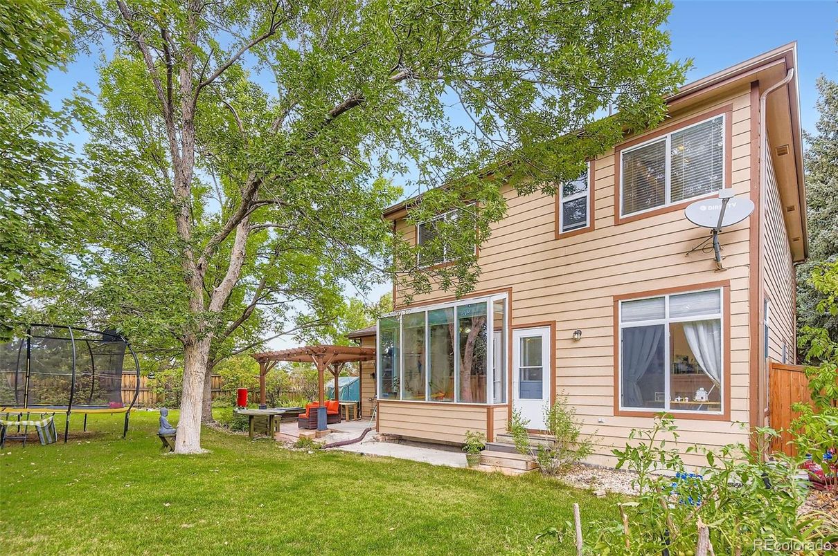 Backyard, Exterior, Playground