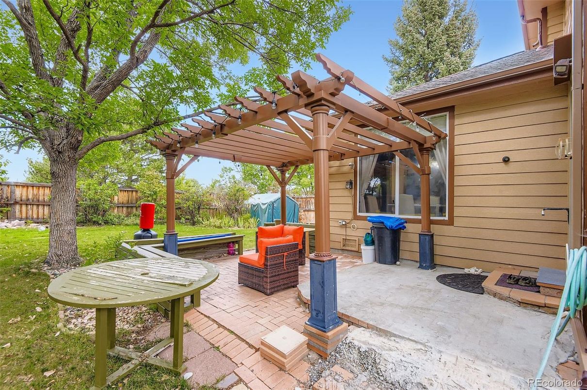 Backyard, Exterior, Playground