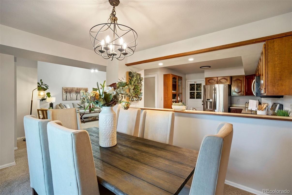 Chandelier, Dining room, Interior, Kitchen, Recessed Lighting
