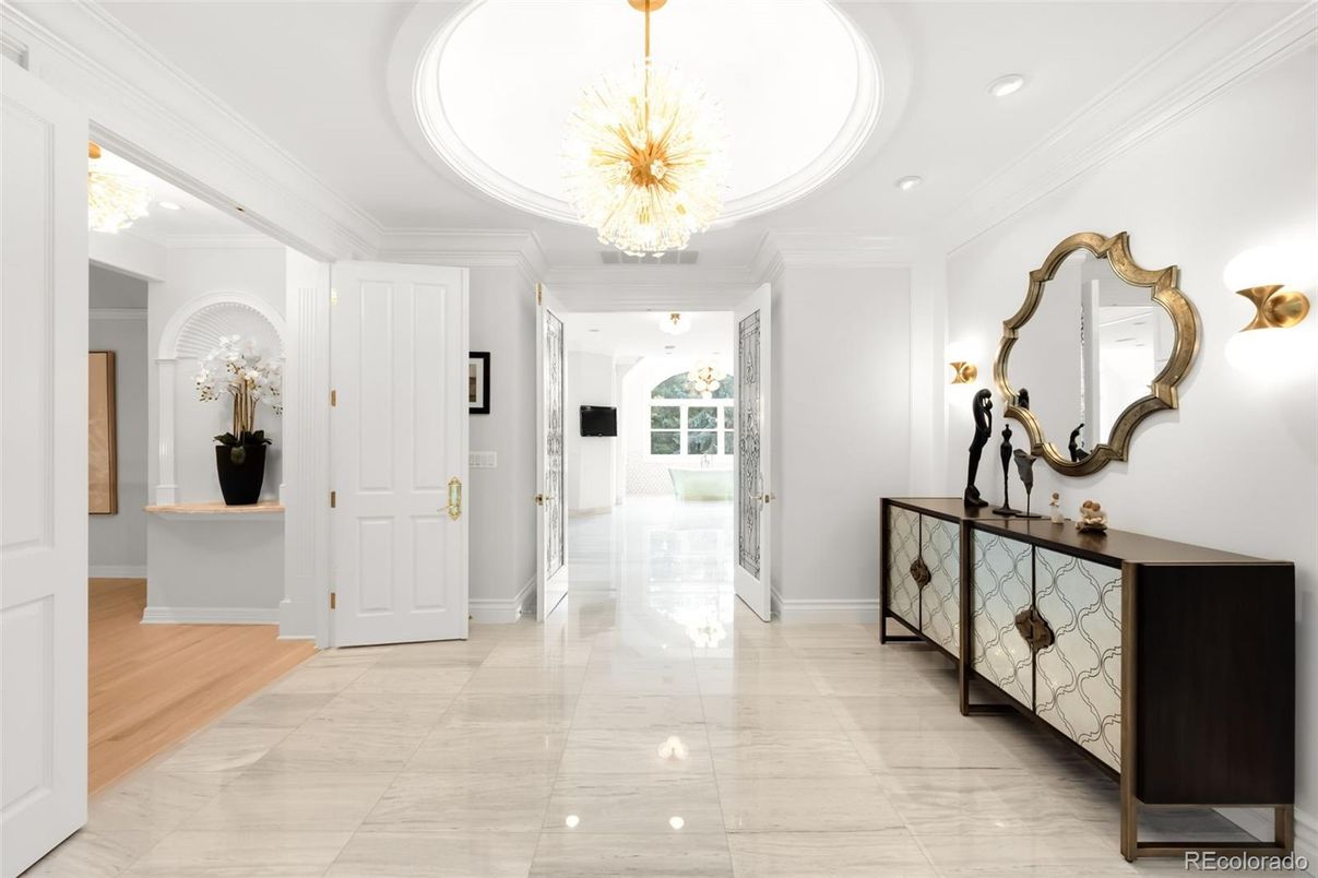 Chandelier, Interior, Recessed Lighting, Wood Texture Flooring