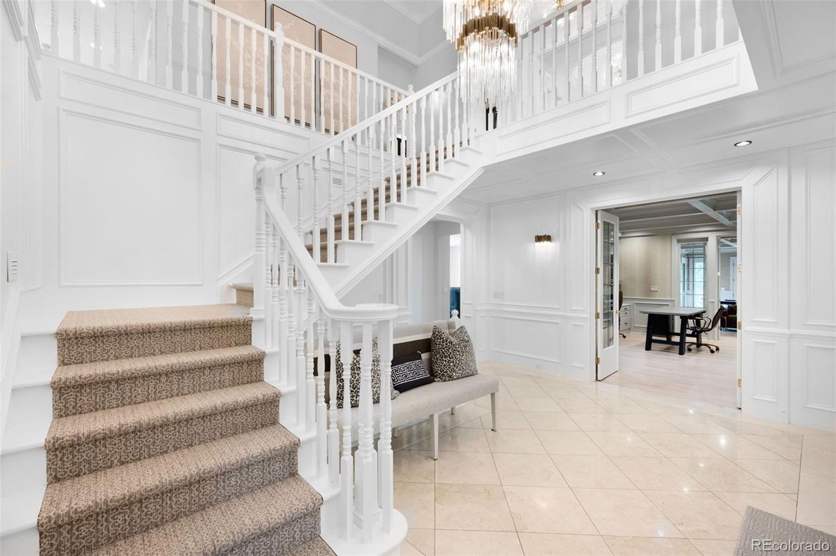 Chandelier, Interior, Recessed Lighting