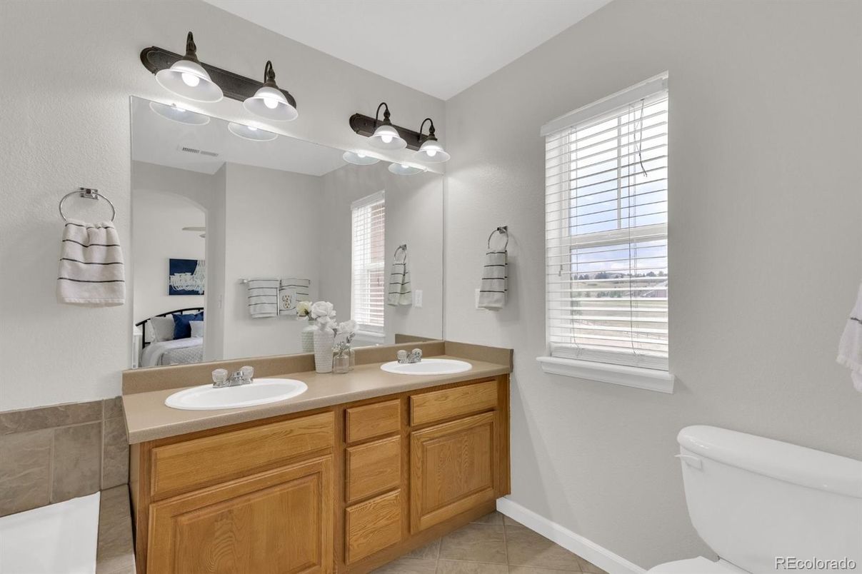 Bathroom, Dual Sink Vanities, Interior