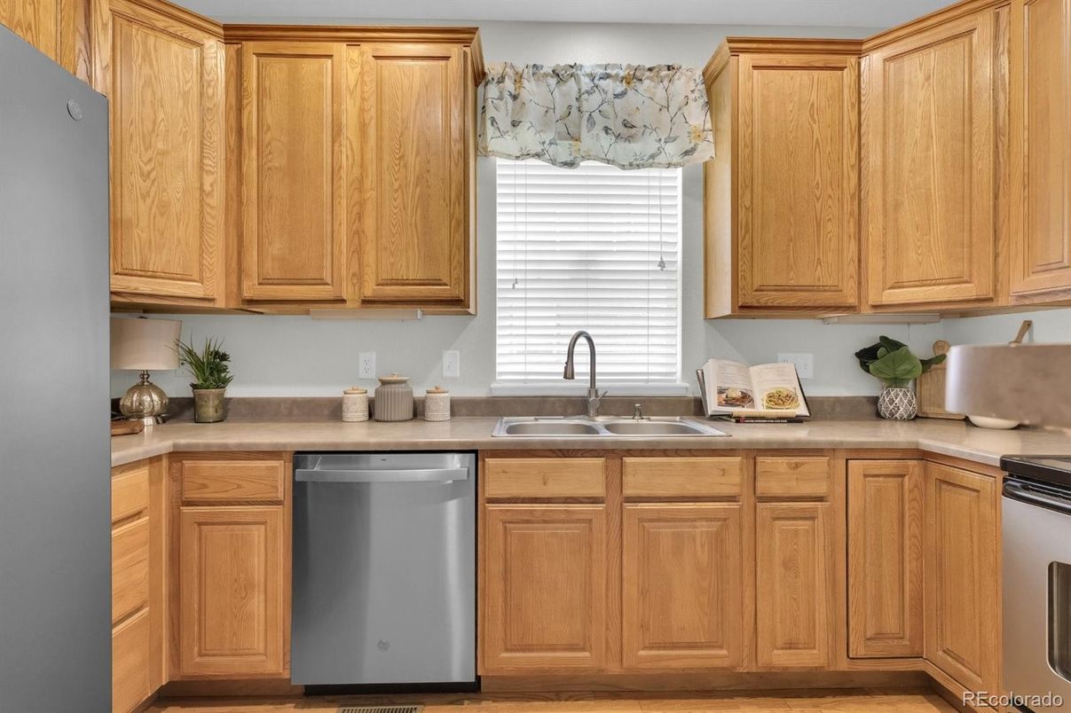 Interior, Kitchen, Stainless Steel Appliances, Wood Texture Flooring