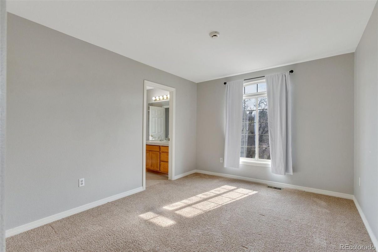 Bathroom, Empty room, Interior