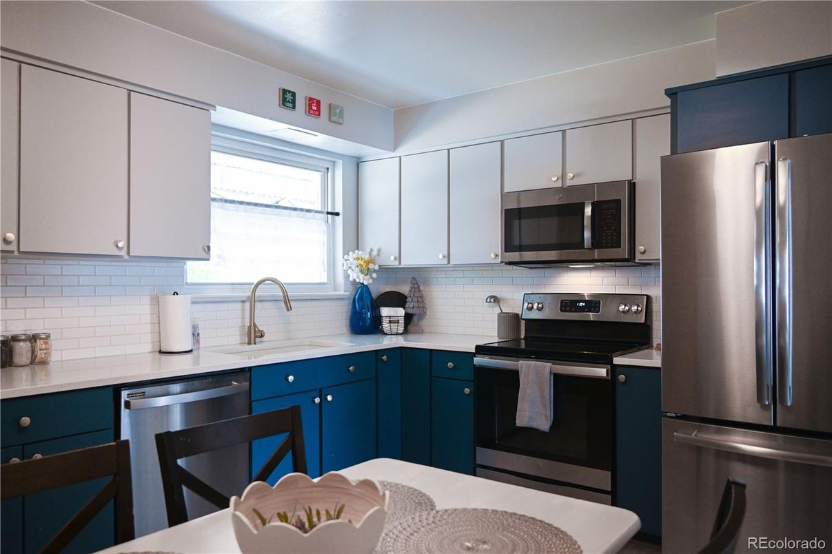 Interior, Kitchen, Stainless Steel Appliances