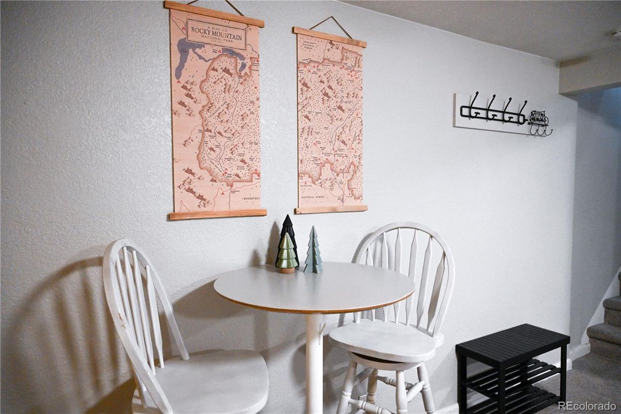 Dining room, Interior