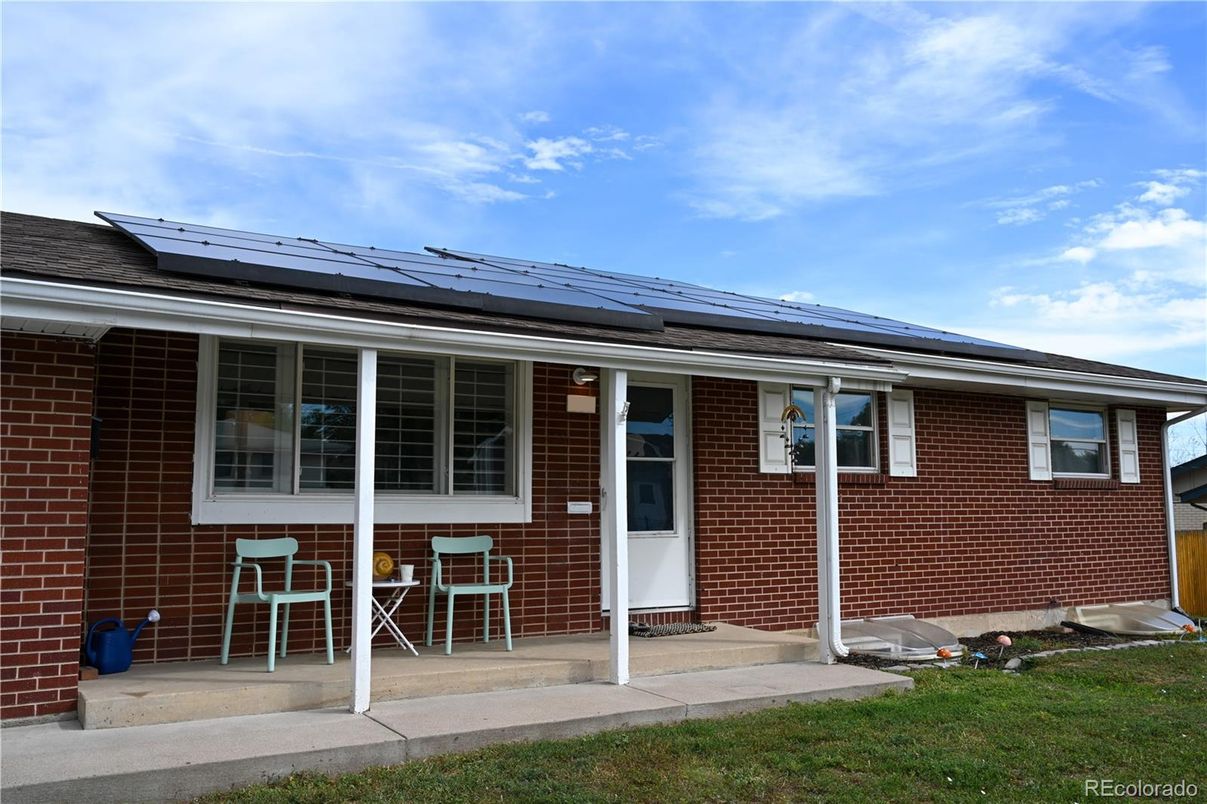 Exterior, Solar Panels