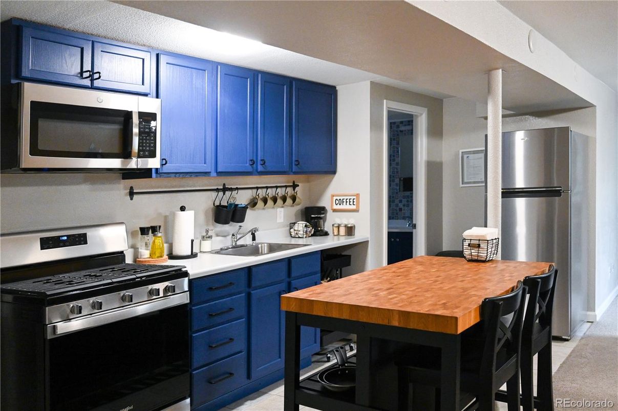 Interior, Kitchen, Stainless Steel Appliances